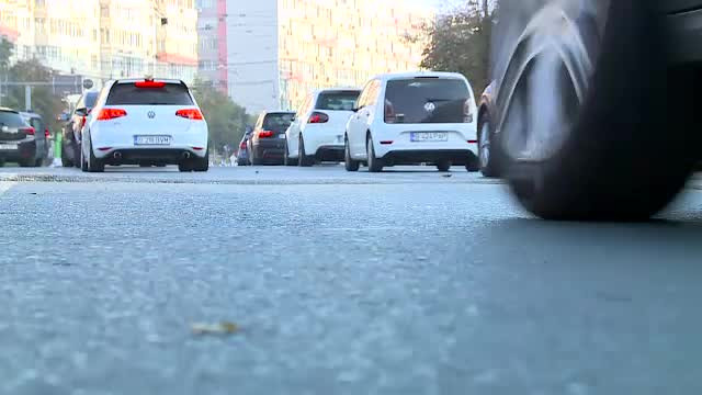 Lege votată. Permisul de conducere eliberat pentru categoria B este valabil şi în cazul anumitor tipuri de motociclete