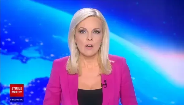 Video viral cu un Lamborghini care circulă pe holurile Parlamentului României. Cum a ajuns mașina acolo