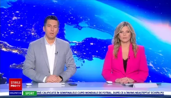 O stâncă de câteva tone a căzut pe drumul ce leagă Baia de Aramă de Băile Herculane. Nicio masină nu era acolo