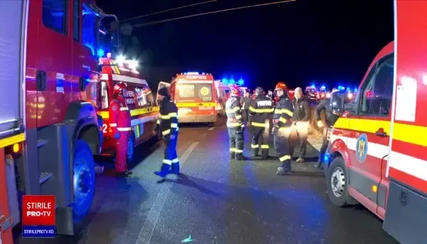 Drumul pe care s-a răsturnat autocarul cu 33 de pasageri nu era marcat. Șofer: „Niciun semn care să-mi arate că este curbă”