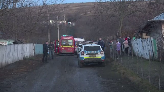 Cum s-a produs tragedia din Vaslui. Băiat de 14 ani, înjunghiat de tată, la tăiatul porcului