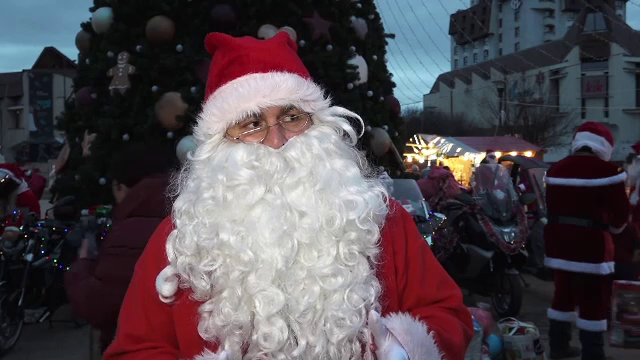 Moș Crăciun a venit cu sacul gol și a adunat cadouri, la Târgu Mureș. Care este motivul