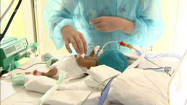 Suntem din ce în ce mai puțini. Localitățile din România în care s-a născut un singur copil