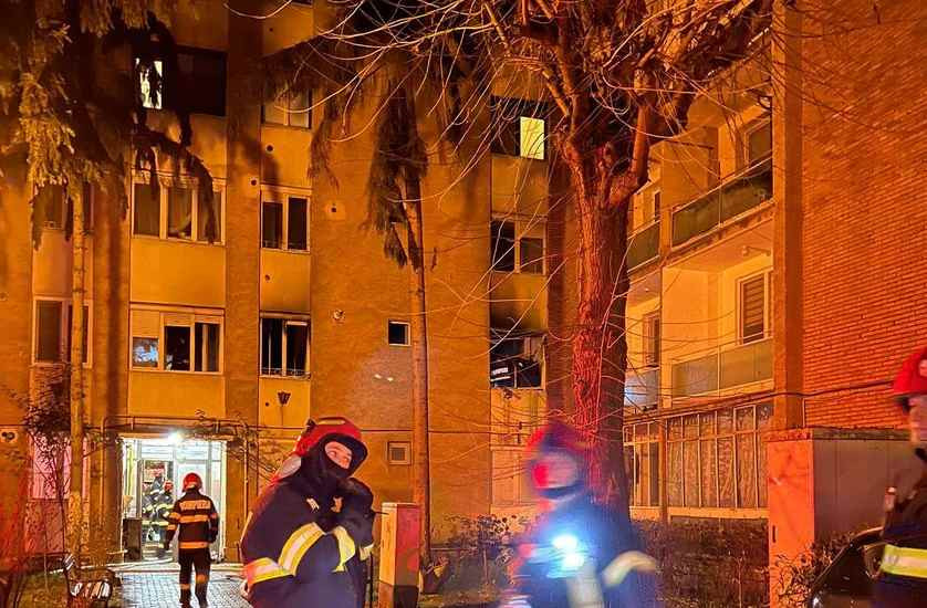 Incendiu într-un apartament din Târgu Mureș, fără victime. Nu se știe cauza