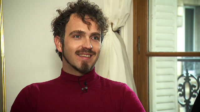 Vis împlinit în pași de dans. Cum a ajuns un coregraf român să-și trăiască visul la Paris, pe cele mai mari scene