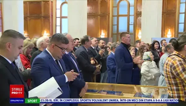 Ivan Patzaichin, omagiat la Palatul Parlamentului. O expoziție cu fotografii și medalii a fost organizată de familie