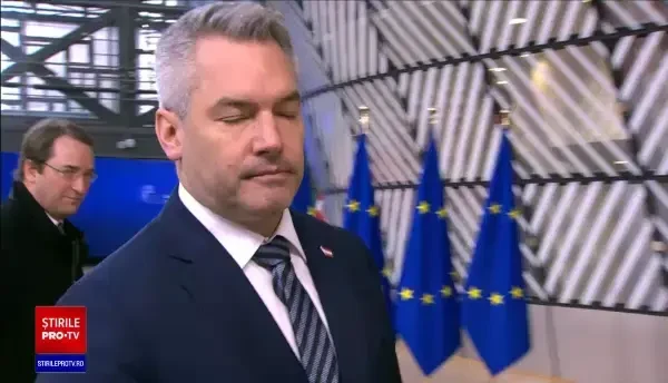 Cancelarul Austriei a vorbit cu Klaus Iohannis despre scandalul Schengen: ”20.000 de migranți ilegali au trecut prin România”