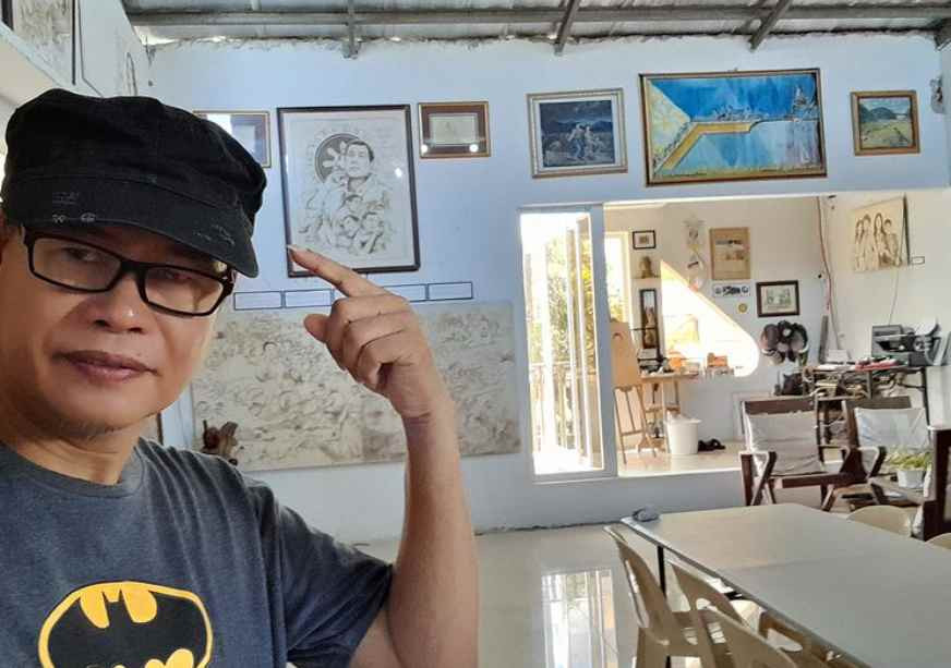 Artistul care pictează cu propriul sânge. Îl păstrează la frigider