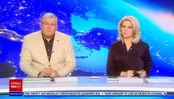 Un senator mexican s-a îmbrăcat cu un costum de Tira-nnosaurus Rex și s-a plimbat prin sala de plen a Parlamentului