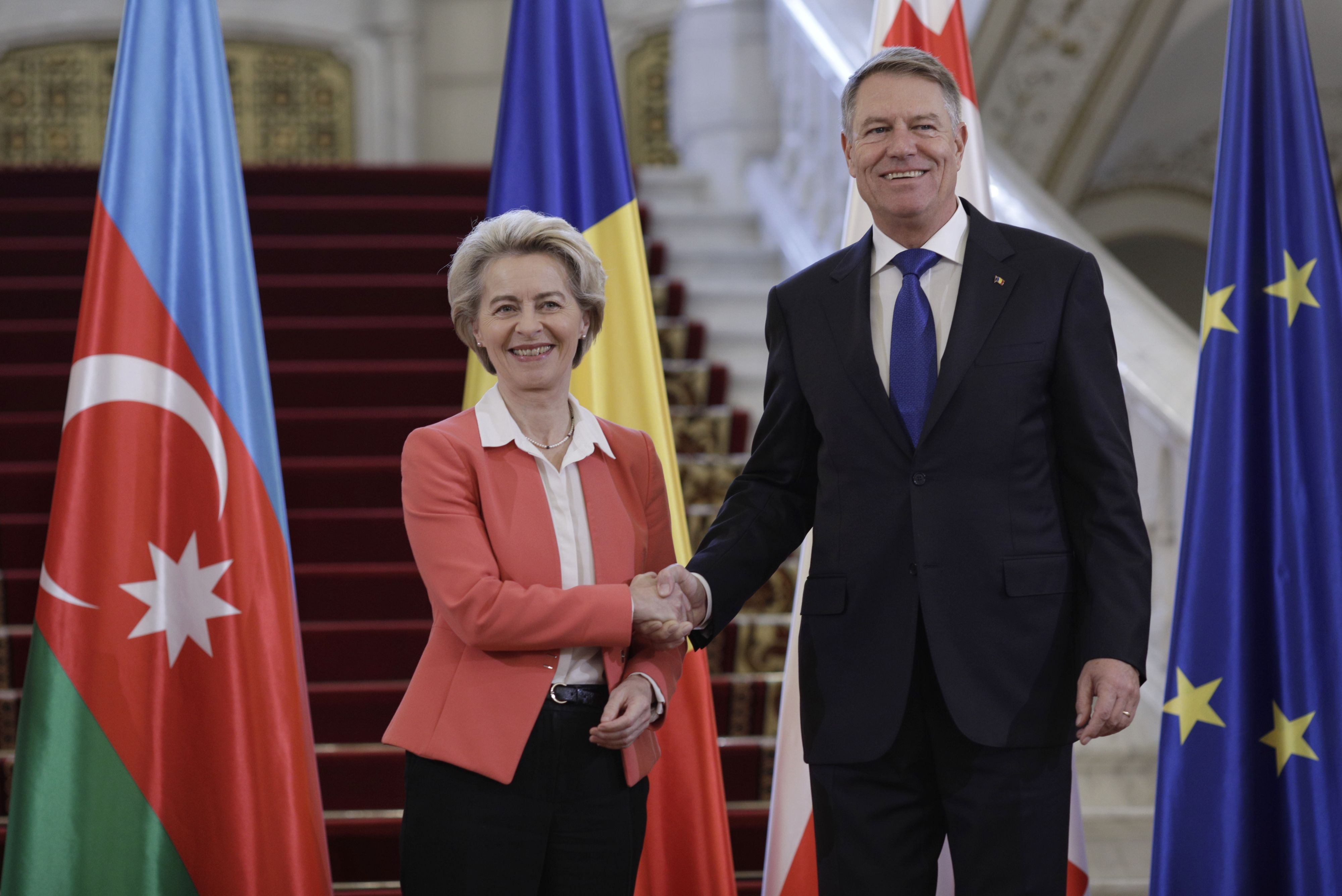 Președintele CE, Ursula von der Leyen, primită de președintele Klaus Iohannis. Acord major semnat de România