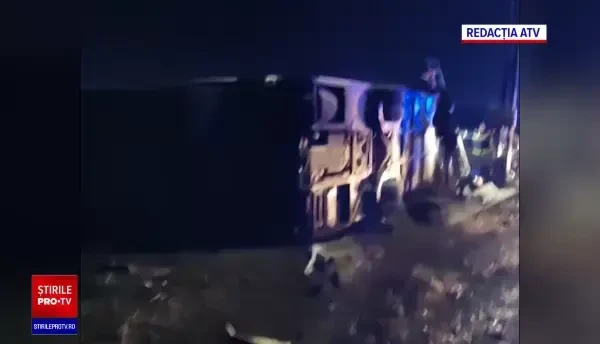 Detalii terifiante despre carnagiul din Pașcani. O adolescentă de 15 ani și-a pierdut ambele brațe. Ce spun martorii