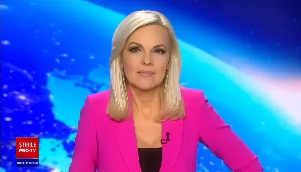 Moş Crăciun și Crăciunița au ajuns la Târgoviște, cu un alai de personaje desprinse din povești