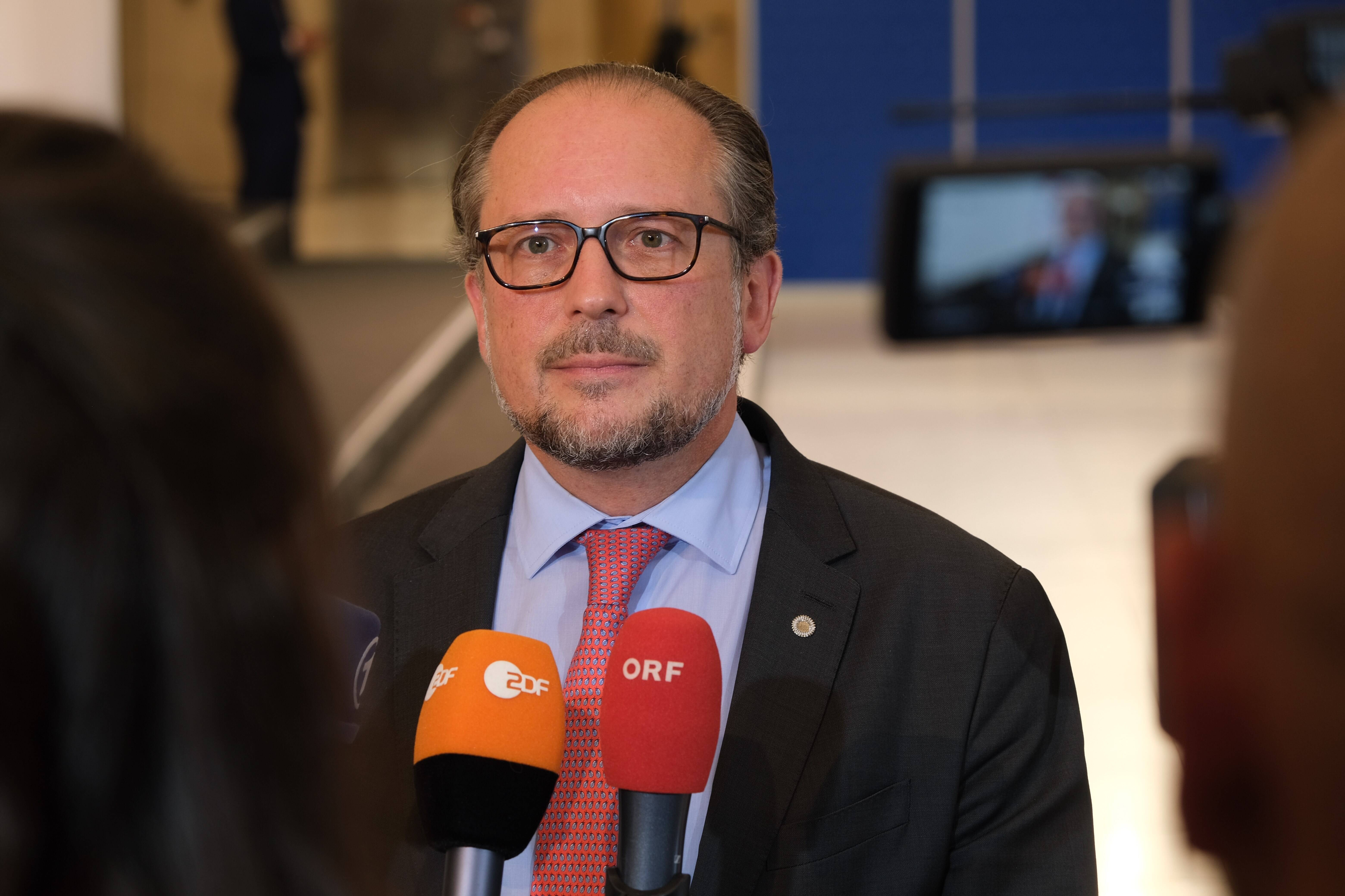 Condiția pentru intrarea României în Schengen: scăderea cererilor de azil în Austria