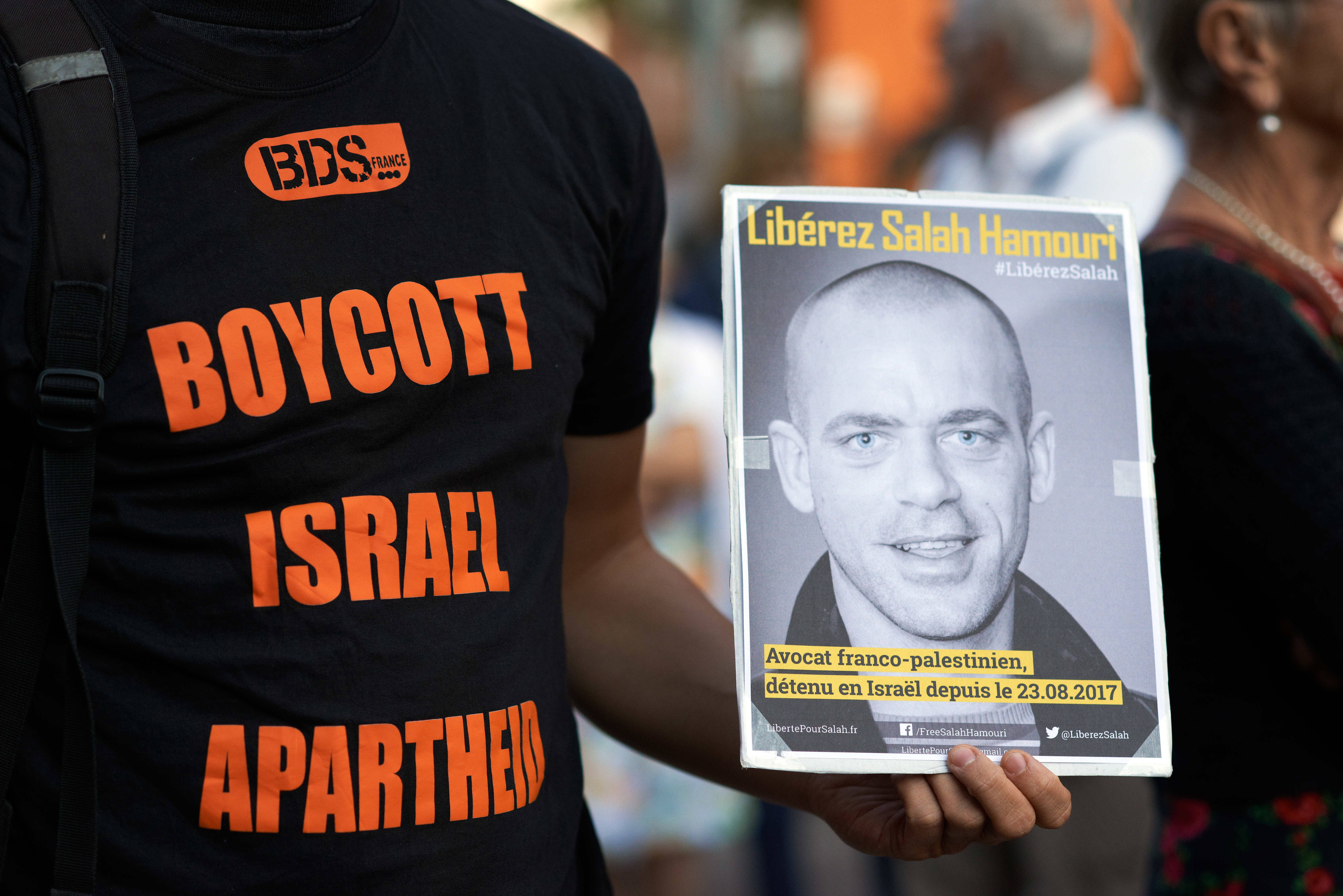 Avocatul Salah Hamouri, expulzat din Israel. A fost deținut „administrativ”