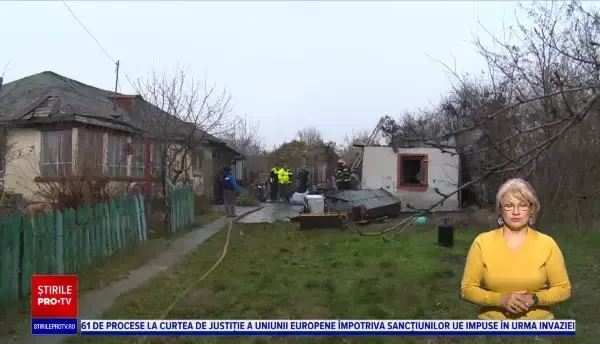 Bătrână carbonizată în locuință, în Dâmbovița. Nu se putea deplasa fără cadru