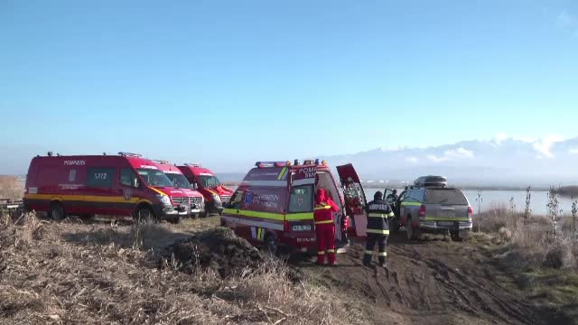 Unul dintre pescarii dispăruți pe râul Olt încă este căutat. Prietenul său a fost găsit înecat acum două zile