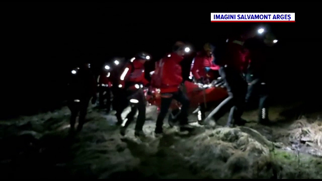 Tânăr de 21 de ani, salvat în ultimul moment după ce a căzut pe un traseu de munte. Rănit grav, a stat în frig 12 ore