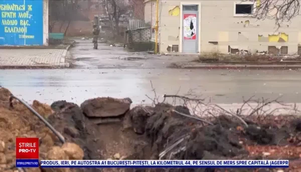 Trupele Kremlinului bombardează orașele ucrainene pe care le-au pierdut. Serghei Șoigu, vizită-surpriză pe front