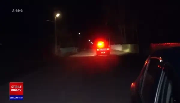 Un bărbat și-a ucis soția, și apoi, doborât de vină, s-a sinucis. Cei doi copii au asistat la scenele șocante