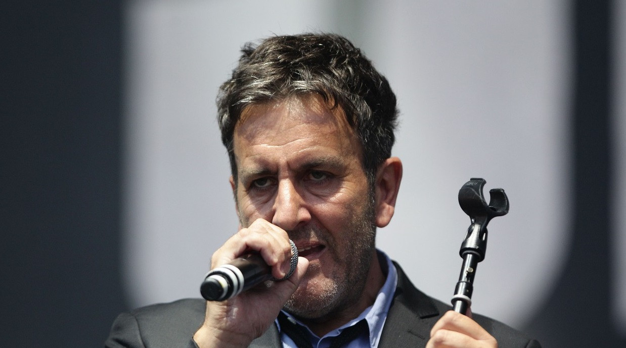 A murit Terry Hall, solistul trupei de ska The Specials