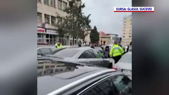Au apărut imagini din timpul urmăririi unui bărbat care a fugit de poliție, în Rădăuți. Ce a făcut tânărul