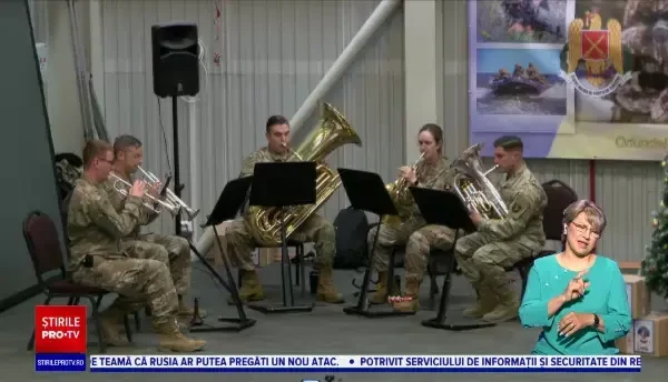 Cadouri de Crăciun pentru militarii americani de la baza Kogălniceanu: cozonaci, pastramă sau șuncă afumată