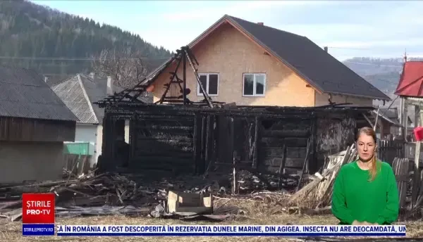 Tată și fiu, mistuiți de flăcări, în Neamț. Rămăseseră ultimii în viață din familie