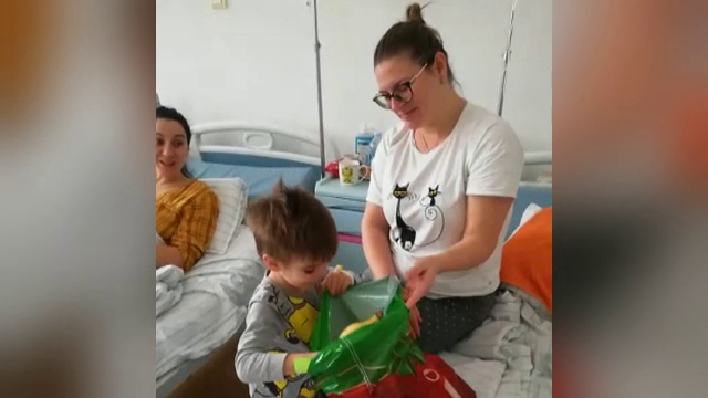 Copiii de la Spitalul de Boli Infecțioase „Sfânta Parascheva" din Iași sărbătoresc un altfel de Crăciun