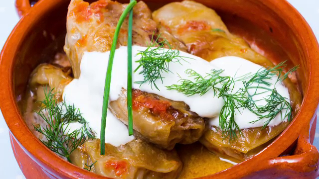 Sarmalele, nelipsite de pe masa de Crăciun. Cum se gătesc celebrele preparate în Finlanda sau Spania