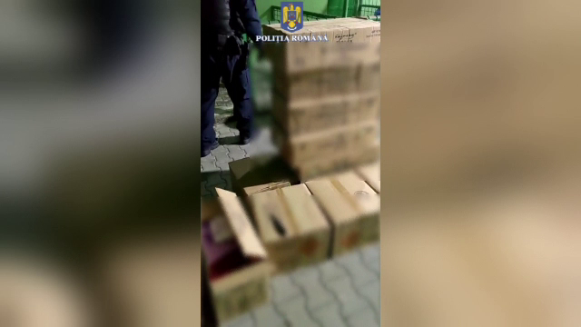 Două tone de petarde și artificii au fost confiscate de polițiștii din Prahova. Patru dosare penale au fost deschise