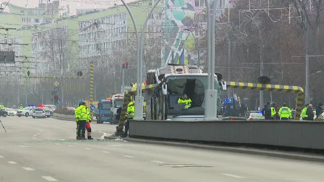 Șoferul vinovat de accidentul din Pasajul Unirii, cercetat pentru ucidere din culpă. Nu mai are dreptul să conducă în România