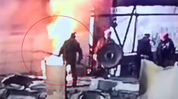 Un bărbat a ars de viu după ce a căzut într-un recipient cu oțel topit, la o fabrică. Trei copii au rămas orfani de tată