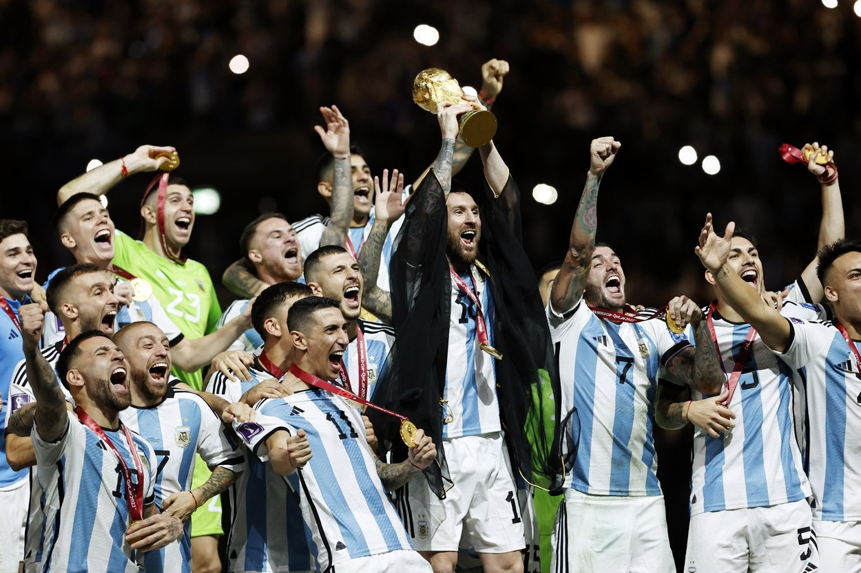 Un bebeluş care s-a născut în ziua finalei Cupei Mondiale a primit numele a trei fotbaliști argentinieni