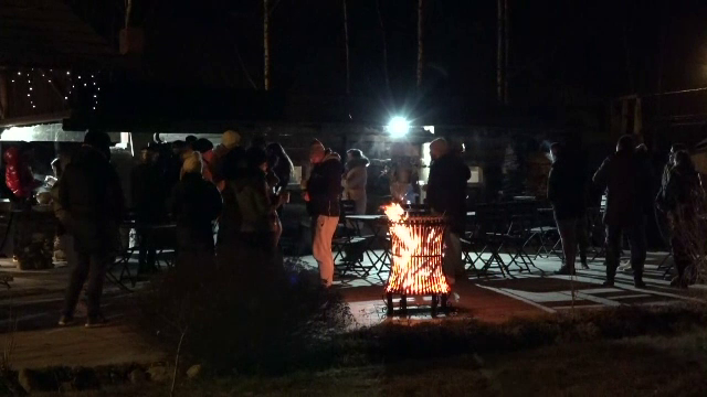 Turiștii care își petrec vacanța în Bucovina au avut parte de activități inedite. Care au fost vedetele mesei de Crăciun