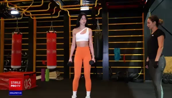 Mulți români au ales să meargă la sală în a doua zi de Crăciun. „Am exagerat cu prăjiturile, nu ezităm să dăm jos”