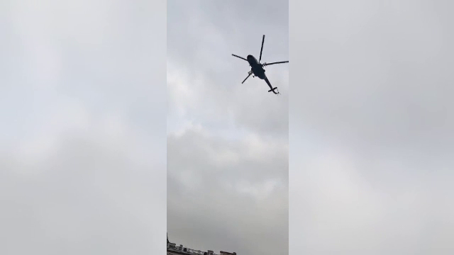 Tensiuni la Moscova, mai multe elicoptere militare înarmate cu lansatoare de rachete au fost observate pe cer