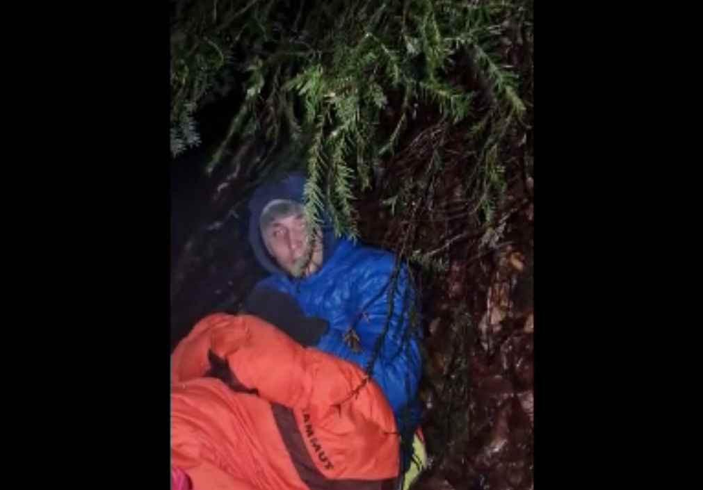 Acțiune contracronometru de salvare a șase fugari ucraineni, în Munții Maramureșului. Doi nu pot fi găsiți