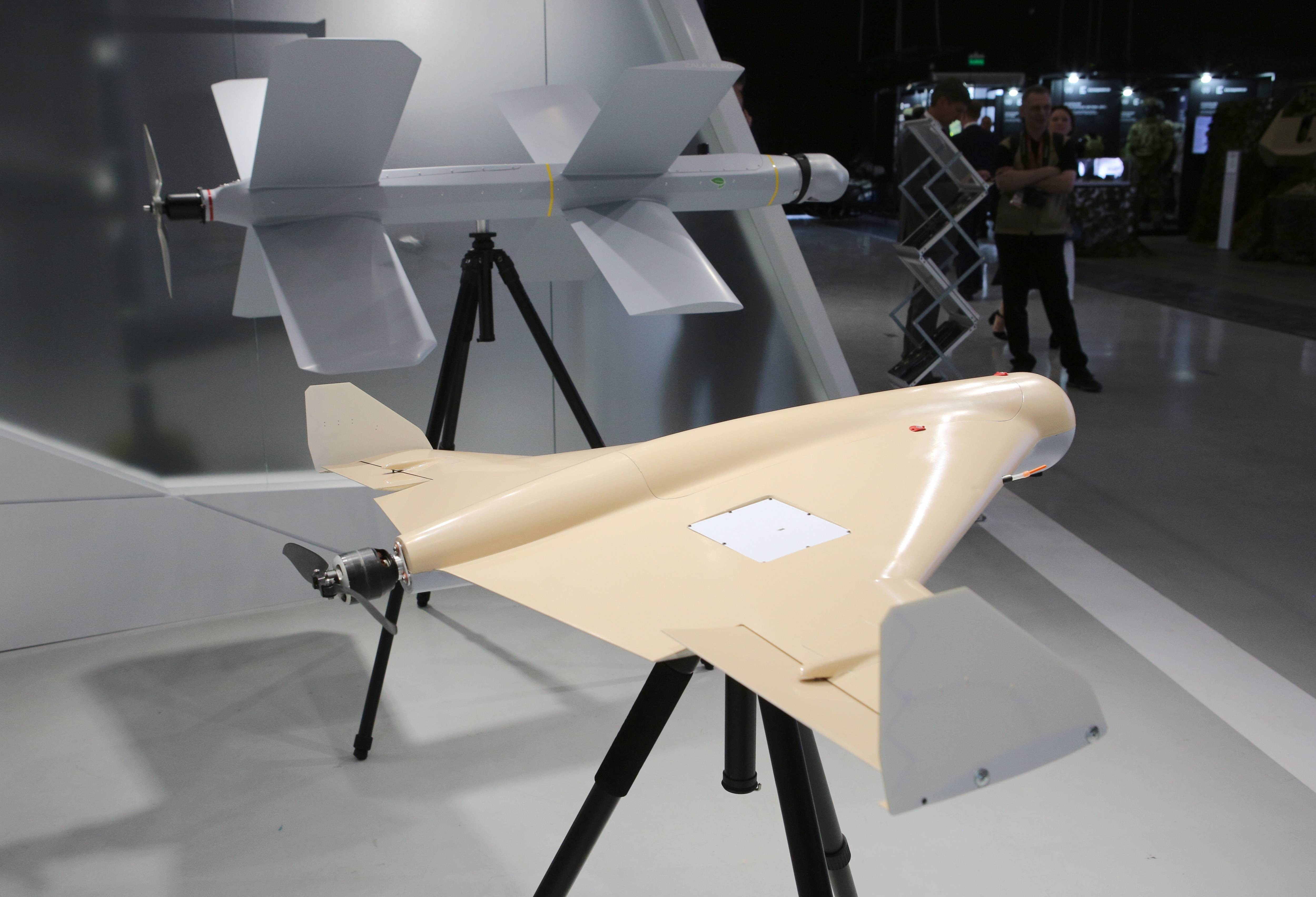 Presa germană: China preconizează să producă ”drone kamikaze” pentru Rusia