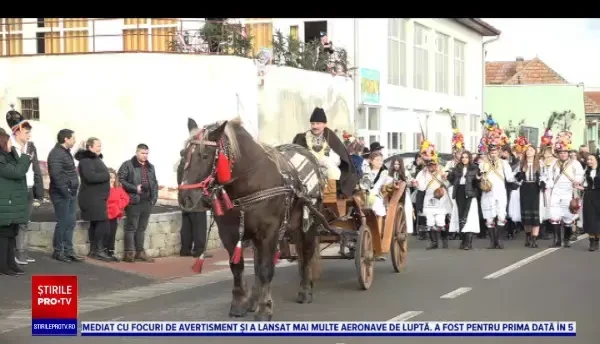 Într-o localitate din Alba se păstrează o tradiție veche de peste 400 de ani - „Butea feciorilor”, în a doua zi de Crăciun