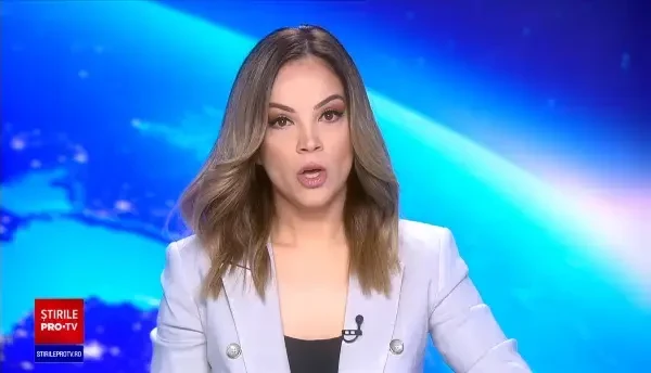 O șoferiță s-a răsturnat cu mașina după ce a pierdut controlul volanului. În autoturism se afla și un copil de patru ani