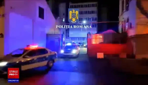 Șase persoane suspecte că vindeau ilegal articole pirotehnice interzise, reținute în urma unei ample operațiuni a poliției