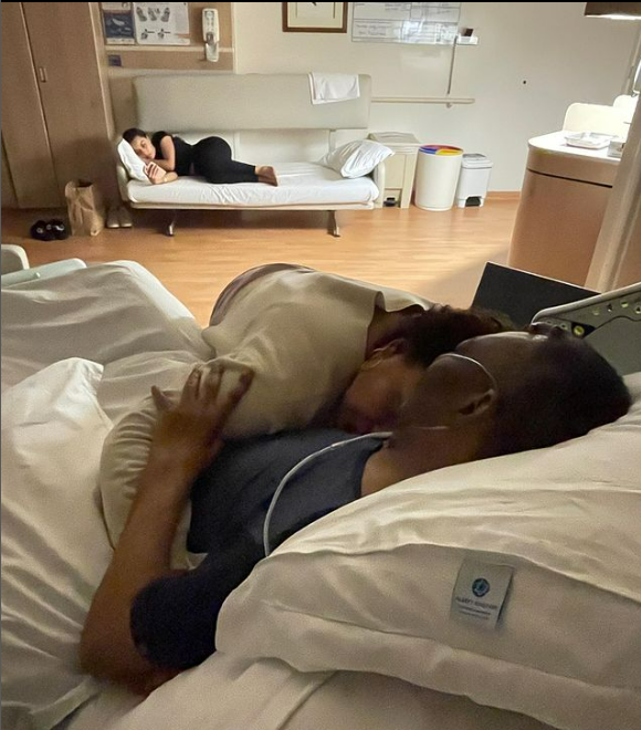 Ultima fotografie cu Pele din spital. Mesajul emoționant transmis de fiica legendei fotbalului: Te iubim la infinit | FOTO