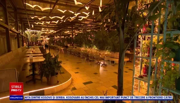 Cei care nu au niciun plan de Revelion pot opta pentru petreceri tematice cu mâncare și băutură, în restaurante