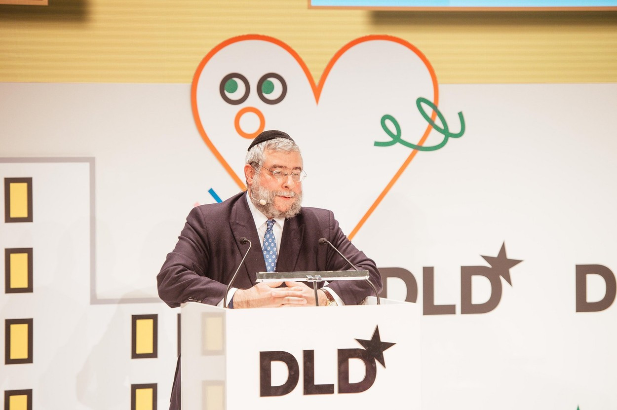 Rabinul șef al Moscovei le cere evreilor să părăsească Rusia cât mai pot