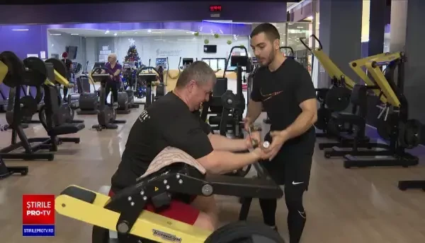 Sarmalele şi dulciurile de sărbători se văd acum pe cântar. Ce riști dacă te grăbești să scapi de kilogramele în plus