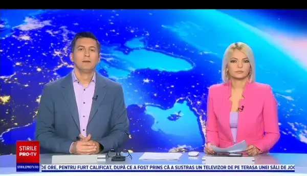 O persoană care a căzut pe gheață în masivul Ceahlău, evacuată de salvamontiști