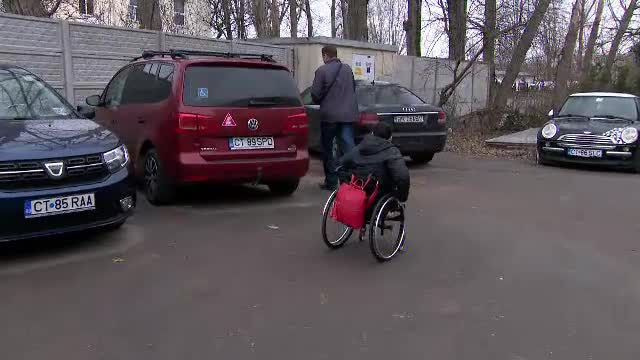 Polițiștii locali din Constanța care au ridicat mașina unei persoane cu handicap