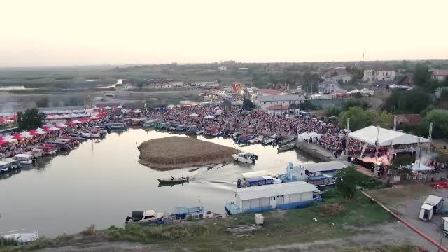 UE oferă României fonduri pentru dezvoltarea pescuitului. Cum a ajuns atracție turistică o comună din Tulcea