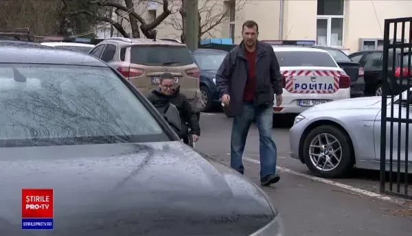 Polițiștii din Constanța au ridicat mașina unei persoane cu dizabilități de pe locul special amenajat. Explicația agenților
