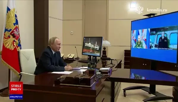 Apel la înrolare în armată către bărbații din Belarus. Mesajul apărut pe un panou dintr-o stație de autobuz | VIDEO